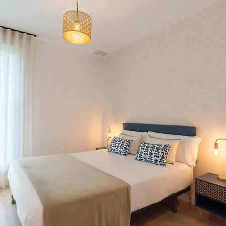 Skyline V Pool & Coworking By Ele Apartment *