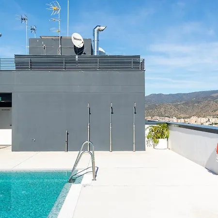 Skyline V Pool & Coworking By Ele Apartment *